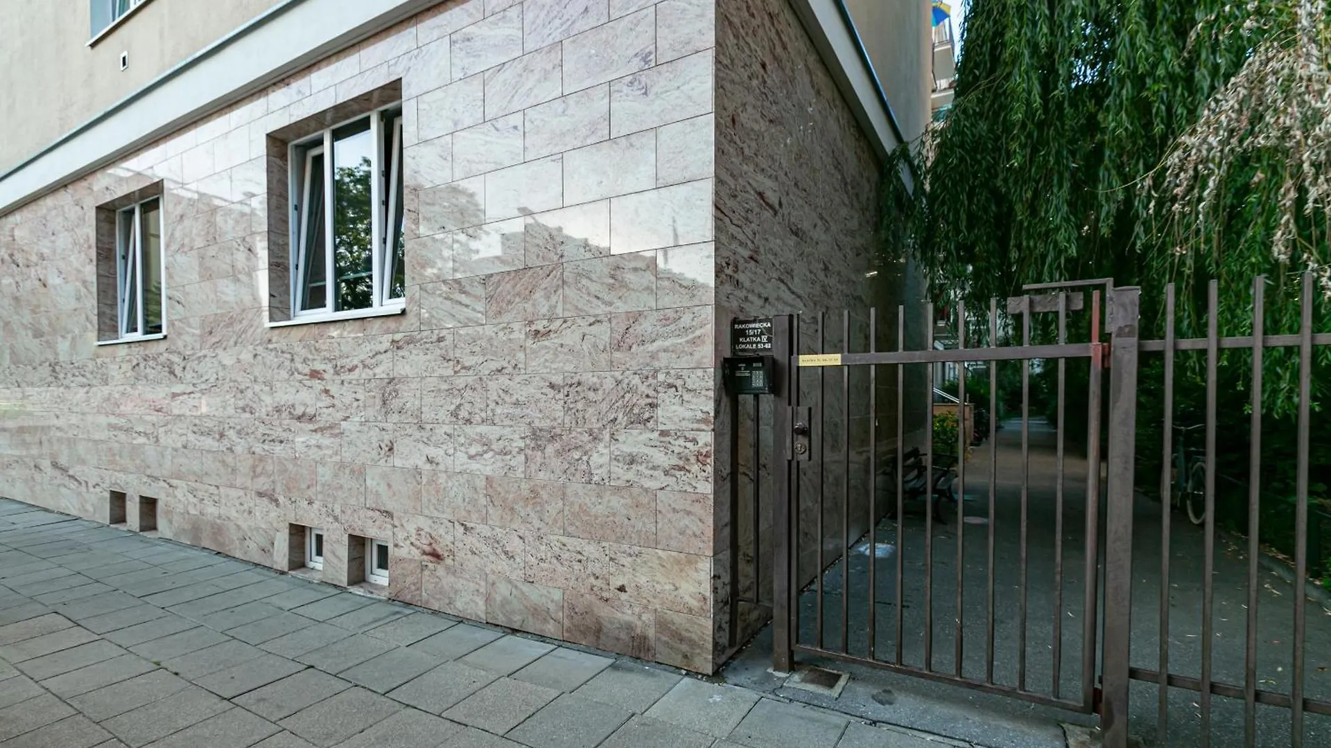 Apartment Rakowiecka - Bezplatny Parking - Free Parking - Stacja Metra 500M - Underground Station 500M Better Rental Warsaw