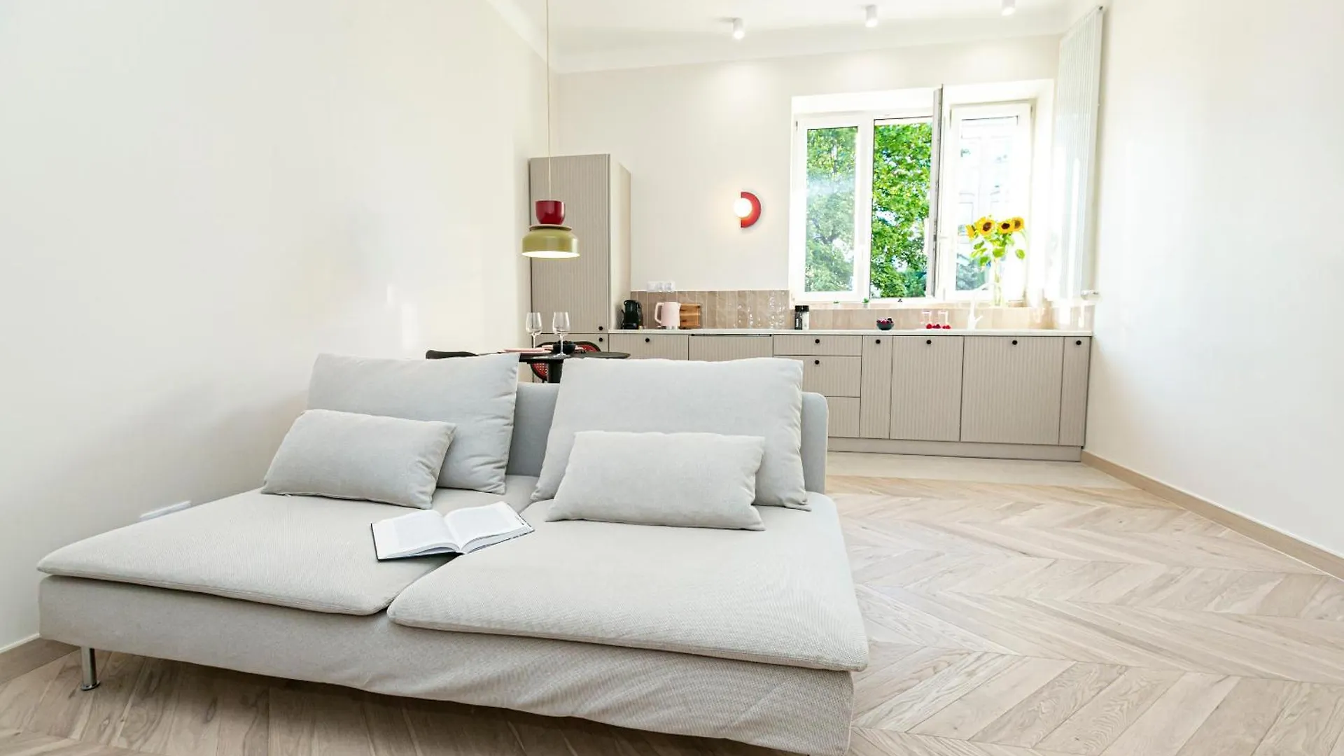 Apartment Rakowiecka - Bezplatny Parking - Free Parking - Stacja Metra 500M - Underground Station 500M Better Rental Warsaw